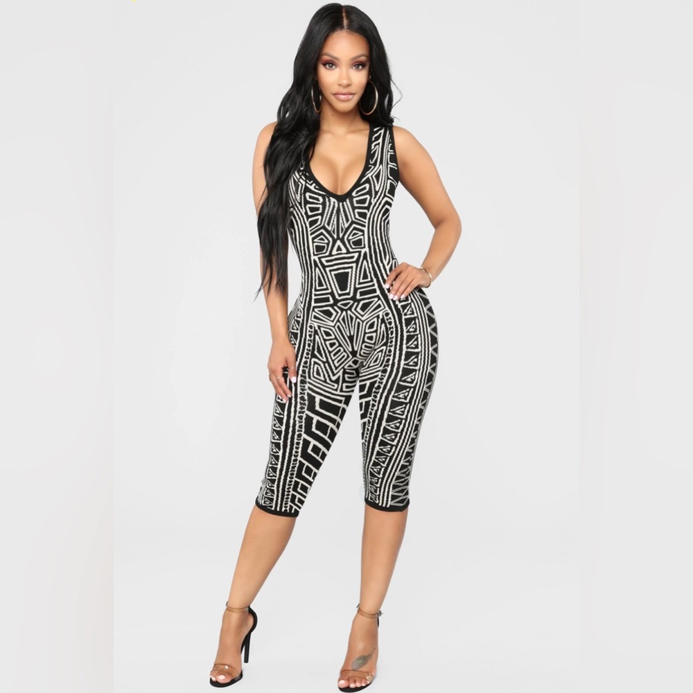 New w Tags, fashion nova romper